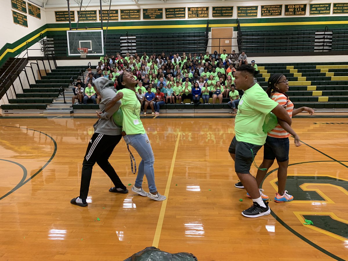 ChenaCayton's tweet photo. Awesome Freshman Orientation at AGHS. We are Charging Towards Excellence!! #chargingtowardsexcellence #aghschargers #pcs_nc https://t.co/aui3Af9vmk