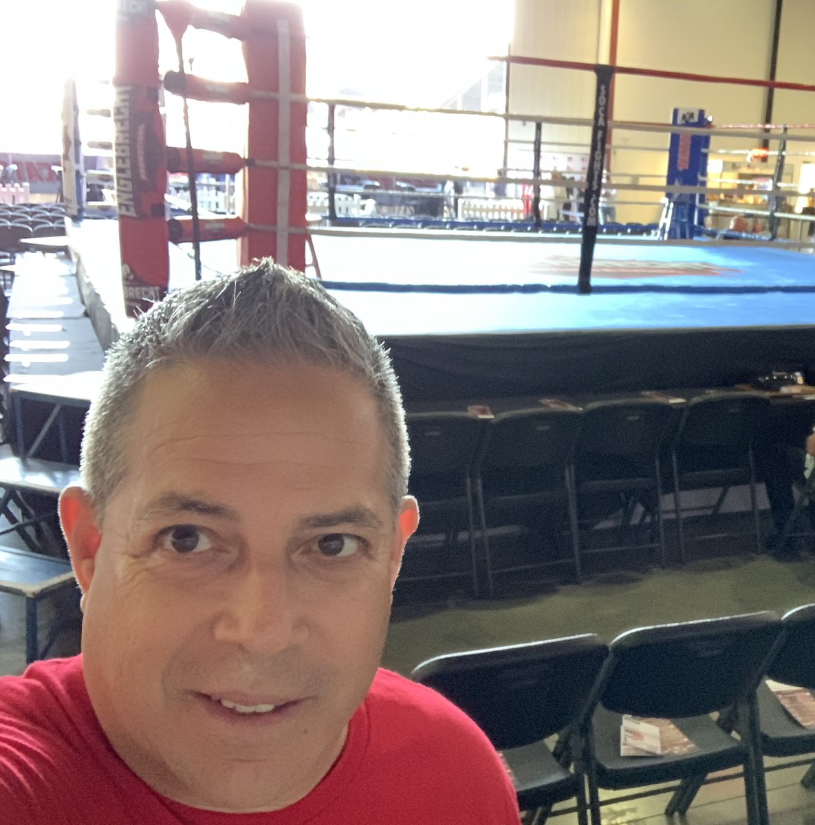FernandoVizcar's tweet photo. A nite of MMA &amp; Boxing at #ocfightclub https://t.co/vFjSNjpYVc