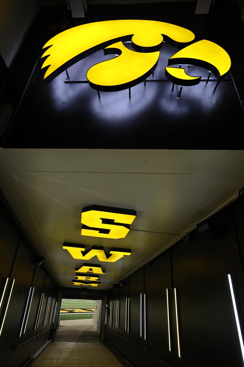 HawkeyeFootball's tweet photo. Are you ready for the Swarm? https://t.co/7EuR0lSOZJ
