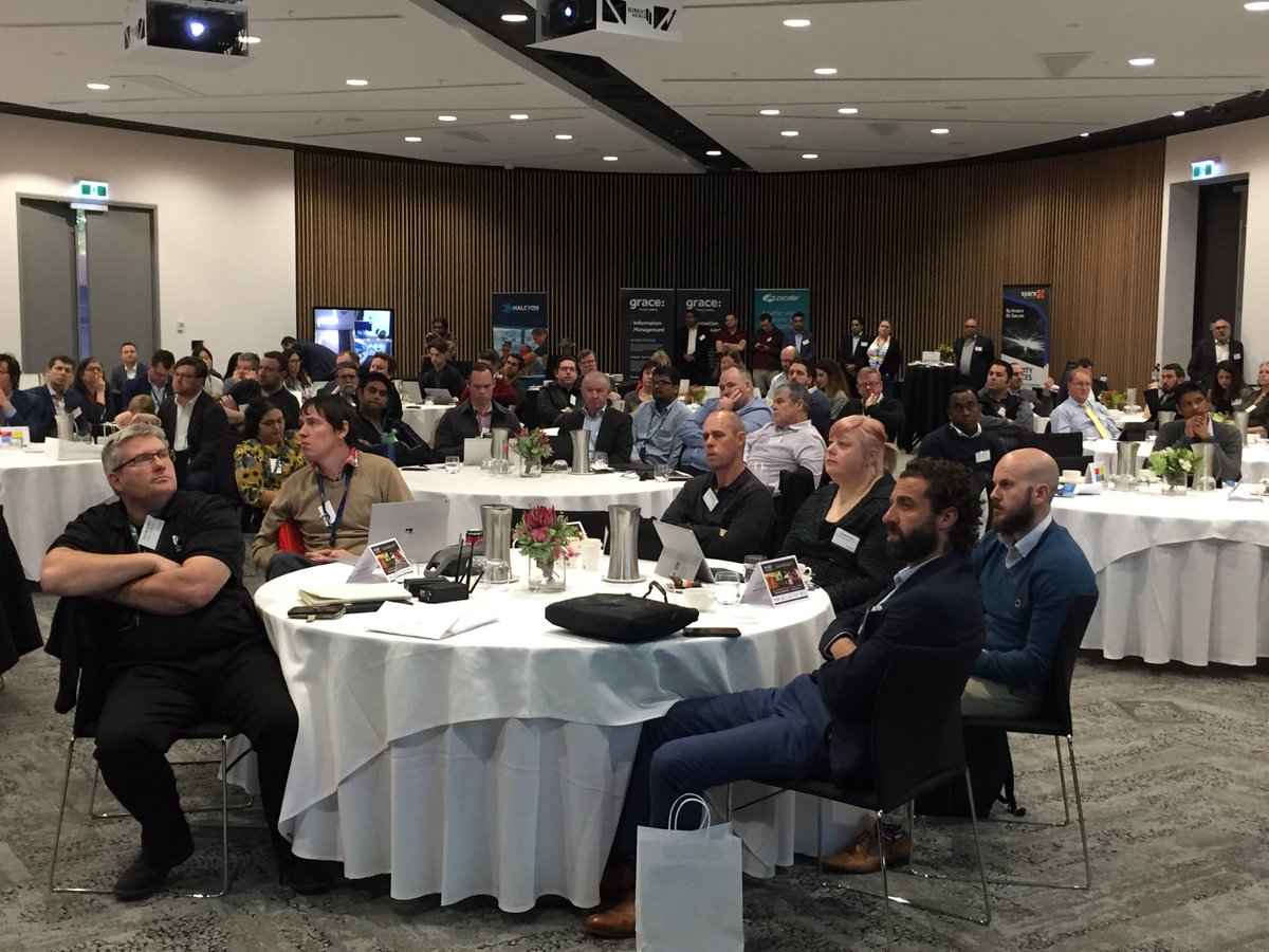 MichaelJ040's tweet image. Lots of interest in #govcore and other excellent projects at ⁦@MavTechnolgy⁩ forum