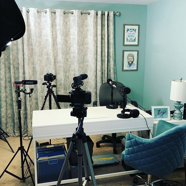 MakeWithDad's tweet photo. 3 cameras, 3 lights, 4 microphones, and a mixer😁 Throw in a caricature and you got a sure thing!!! We’re getting close👍
.
.
.
#videoshow #youtube #youtubecouples #creators #podcast #comingsoon #gettingcloser #podcastlife #videocreator https://t.co/QNmzjTP731 https://t.co/d51MA2G5IL