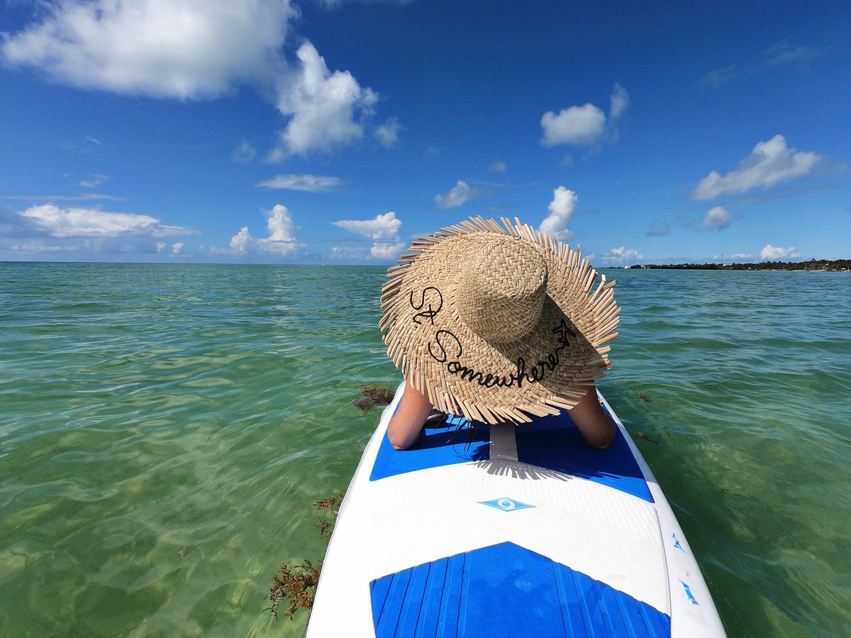 klowehamilton's tweet photo. “Could you beam me somewhere, Mister Scott...”
#StSomewhere @thefloridakeys https://t.co/fZ6sUnc8jQ