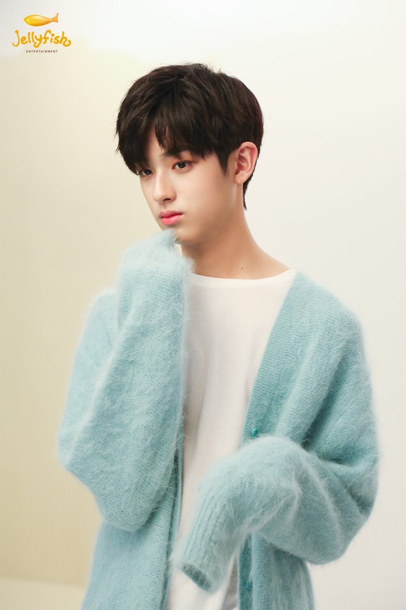 [PIC] 190823 เบื้องหลังการถ่ายภาพโปสเตอร์แฟนมีทติ้ง (2)

#KIMMINKYU #김민규 #คิมมินกยู