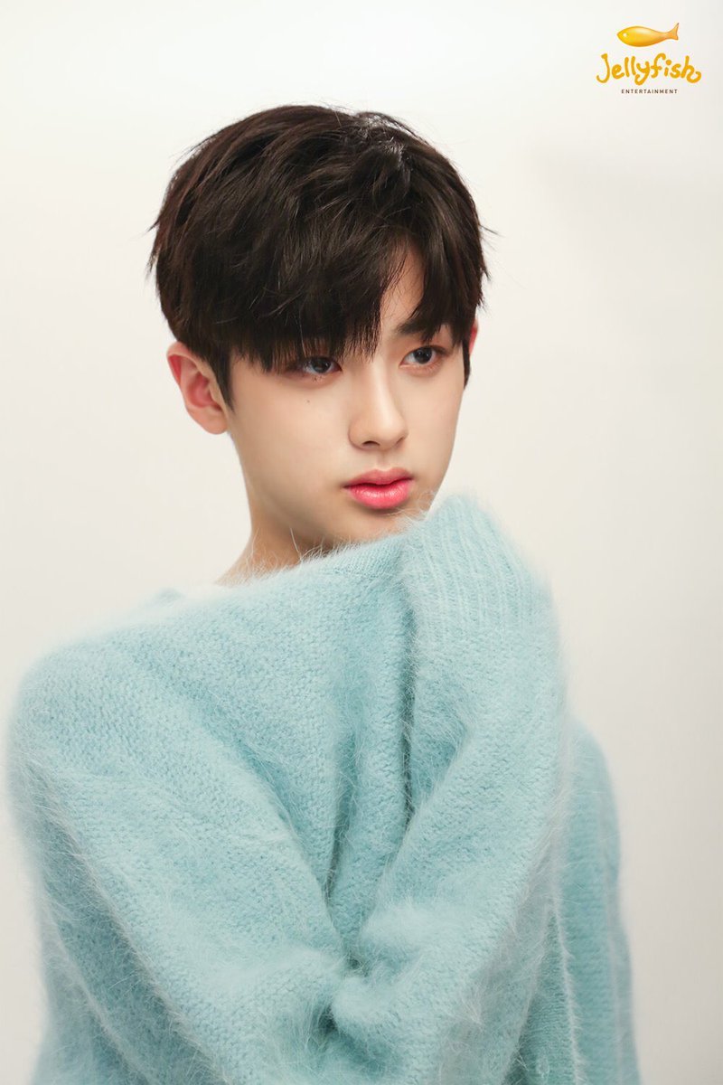 [PIC] 190823 เบื้องหลังการถ่ายภาพโปสเตอร์แฟนมีทติ้ง (3)

#KIMMINKYU #김민규 #คิมมินกยู