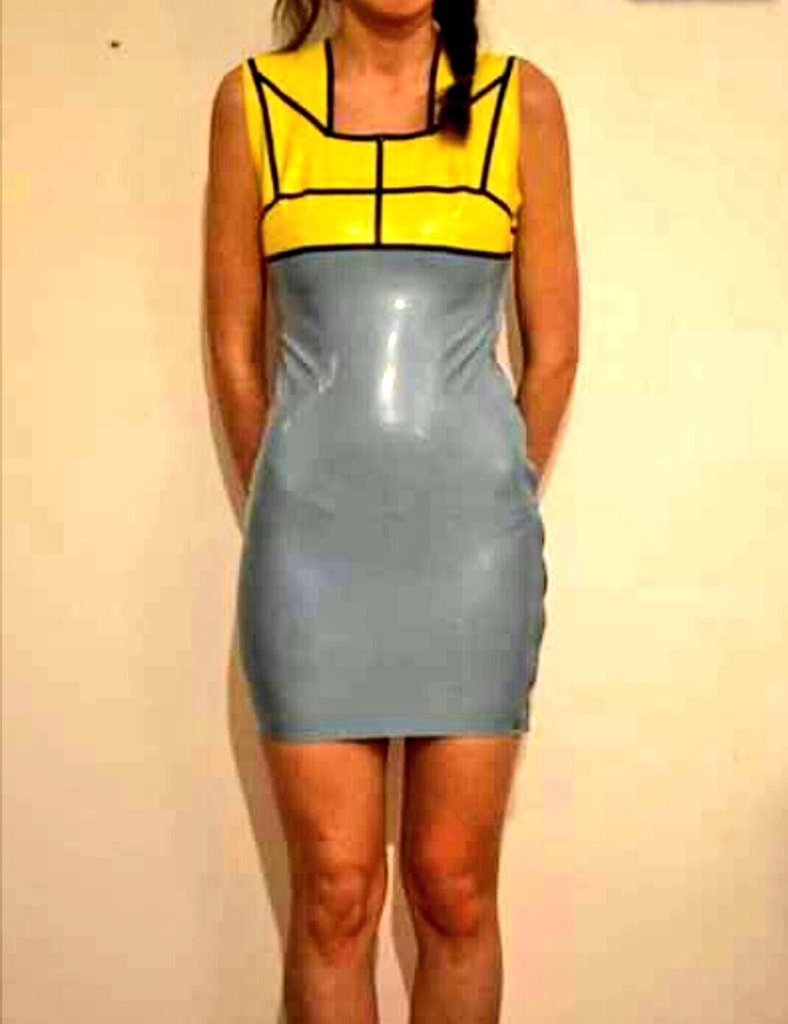 GoddesswillCU's tweet photo. How I try to get @TrueLoveOphelia to notice me. "Hey girl, I'm a squirt-el." #PokemonGO #pokemon #squirt #squirtel #fangirl #nerdgirl #desperateattempt https://t.co/THSapGqWVr