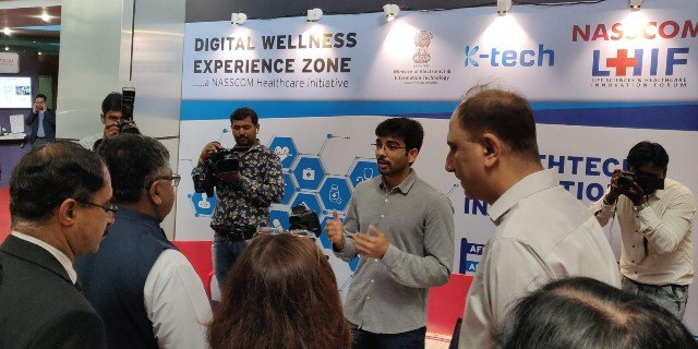 nasscomCoEIoT's tweet photo. Proud to present #DigitalExperienceWellnessZone - a unique experience centre for digital health. @ArtelusAI @niramaianalytix @tricoghealth #radicalhealth lead the way in demonstrating #HealthTech solutions on the go. #LHIF #healthtech #thinkdigitalthinkindia @GoI_MeitY @rsprasad https://t.co/9PM0kKBHic