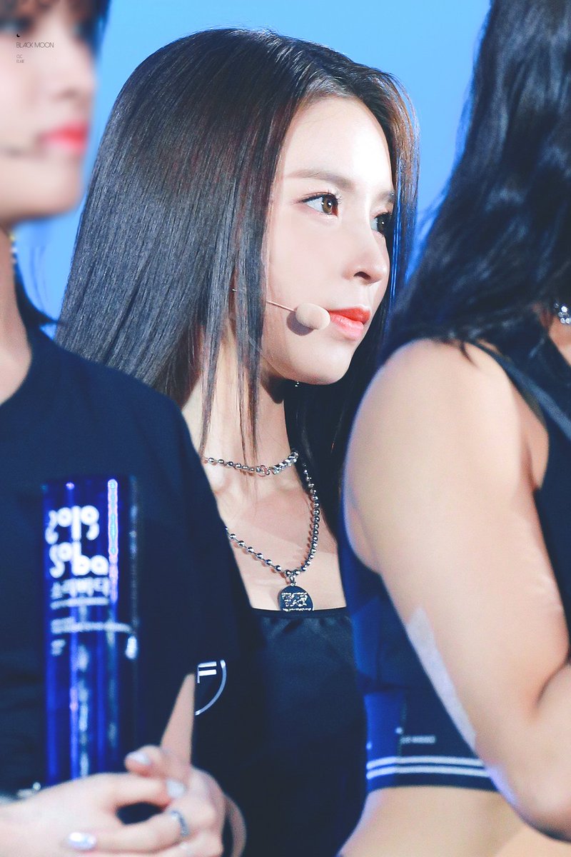 blackmoon1102's tweet photo. 190822 #CLC #Elkie
https://t.co/Sp4HovmBry https://t.co/WKKkig4CgC
