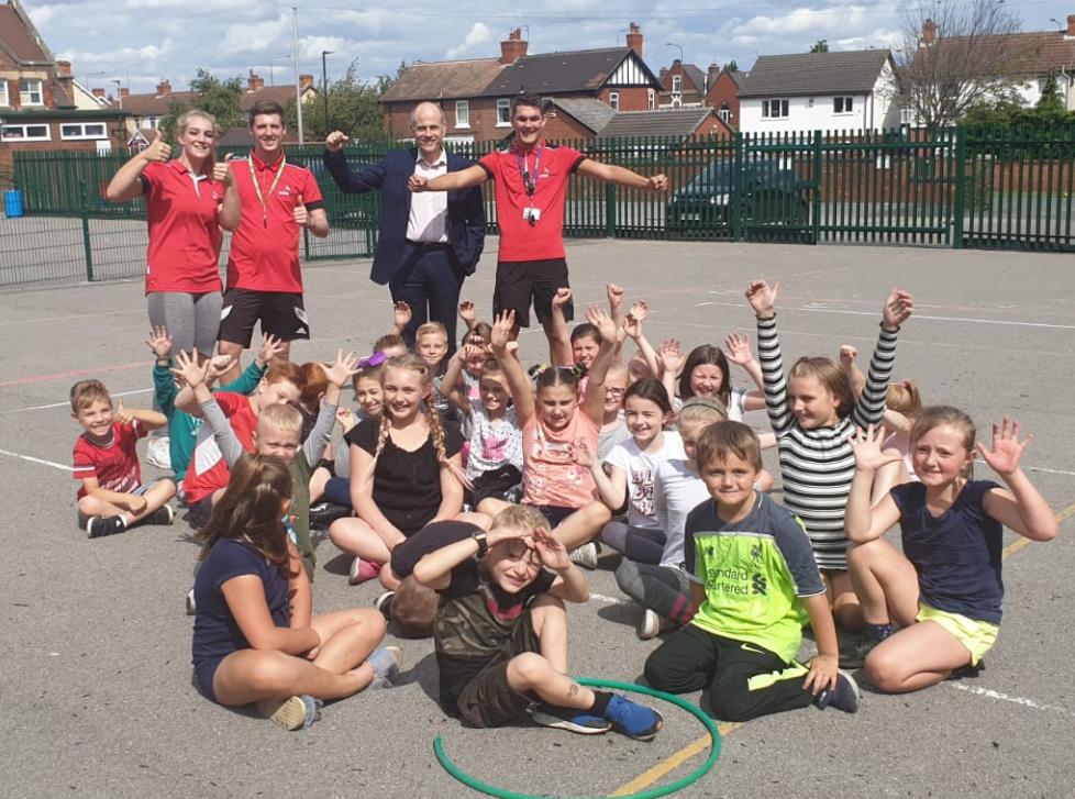 jim_carley's tweet photo. As a Trustee of @EXPECT_Youth_ it was great to visit with @Active_Fusion this week and see their delivery of #ExpectSummer first hand at @WoodfieldPS - Thanks @LindsyJames for the opportunity. https://t.co/06lJP2m5Jk