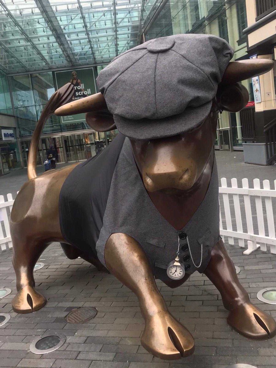 BhamUpdates's tweet photo. Nope! We’re not bullin’ you! This is the current situation at the #Bullring. He really is *THIS* excited about the return of #PeakyBlinders this weekend! #BirminghamUpdates #Birmingham https://t.co/GtYVDMBYG0