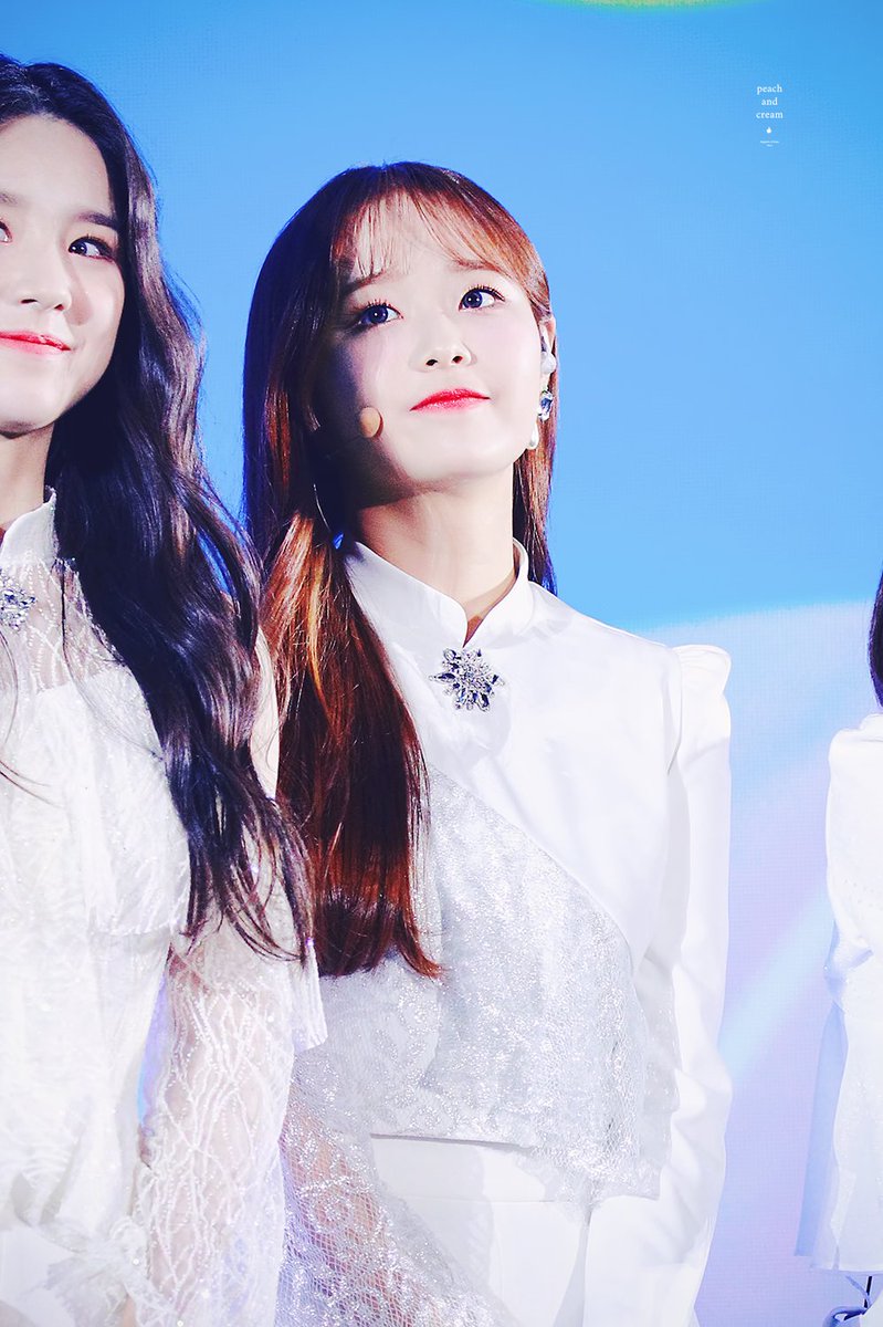 peachcream_chuu tweet picture