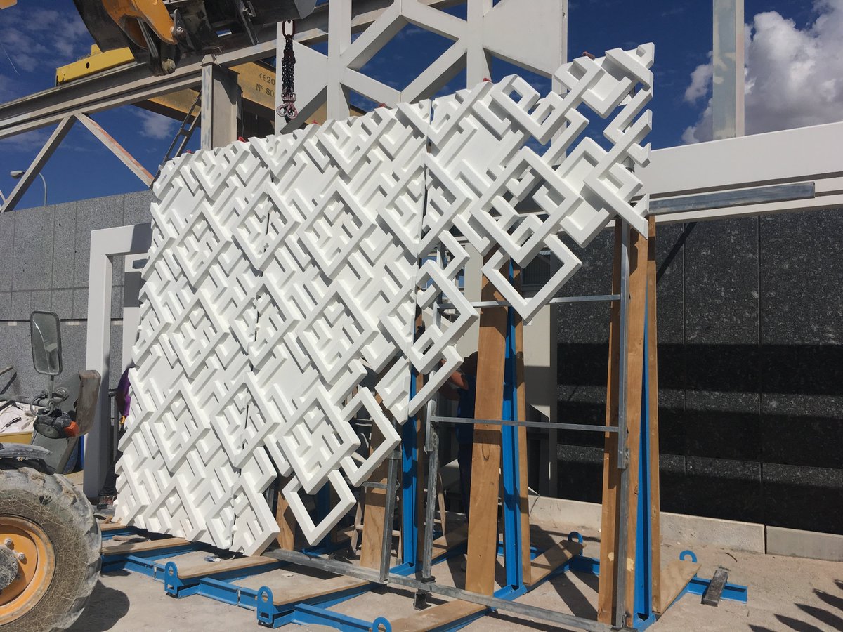 Prehorquisa ejecutara los paneles prefabricados de la fachada del nuevo centro comercial La Part Dieu en Lyon. Mas de 12.000 m2 de paneles hormigón y <a href="/Ductal_UHPC/">Ductal®</a>  diseño de MVRDV
#prefabricado #hormigón  #DUCTAL #uhpc #celosias  #fachadas  #ingeniería 

linkedin.com/pulse/prehorqu…