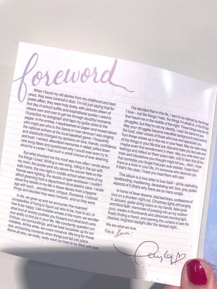 This is the #Lover album’s forward. If you don’t cry your eyes out during the last three paragraphs, you are not human. 🥺

📝 “May your struggles become inaudible background noise behind the loud, clear voices of those who love and appreciate you.” - Taylor Swift