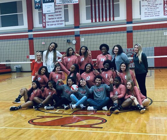 3-0 WoW congrats @CyLakesVball Come check them out again tomorrow at George Ranch at 9am 
🏐 
#SpartanVolleyball #SpartanPride  #CyLakesVolleyball