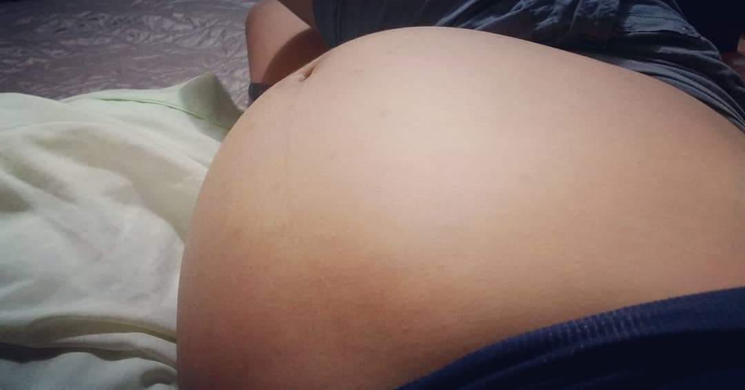 pmibe's tweet photo. No sé en qué momento te adueñaste de mi piel y  sin pensarlo yo te empecé a querer, te soñé, te esperé y estaré siempre amándote.
#70daysleft https://t.co/fFL2AgoD5o