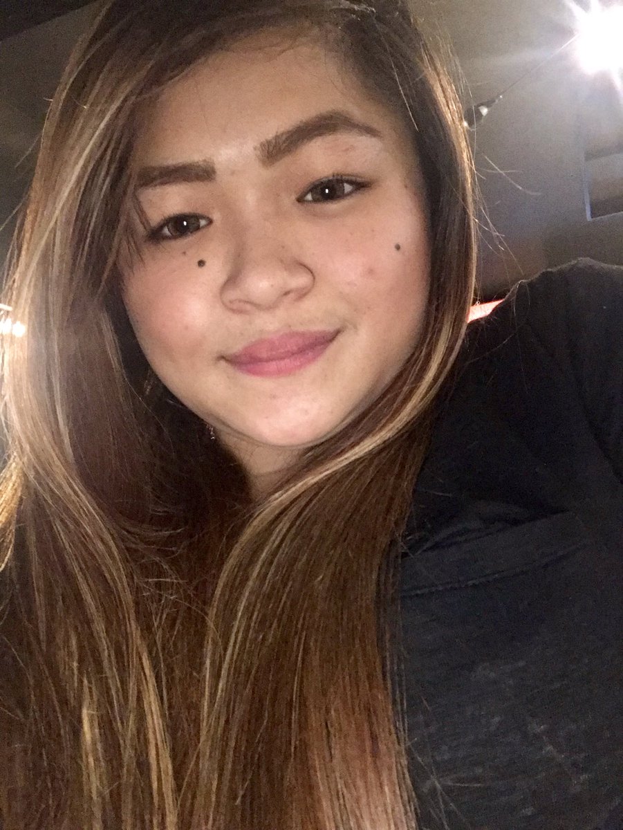 raeella07's tweet photo. Ang ganda ko 😘😘 charottt https://t.co/D156B7LzTu