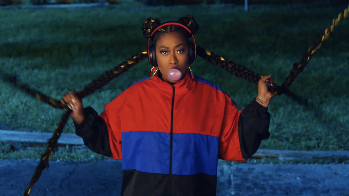 mefeater's tweet image. Visuals from Missy Elliott’s new music video ‘Throw It Back’ 💕