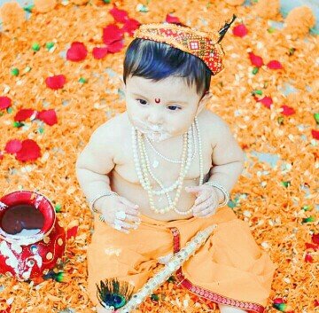 rasgulli_____'s tweet photo. Wish you All a very happy Janmashtami..ππ
Cutie #Zenisha π my forever baby Kaira π
As Lil kanha πππ https://t.co/1lDdy5c3Hn