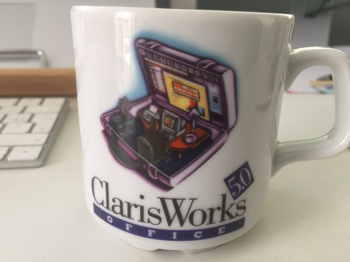 djulot's tweet image. 25 years ago, #Claris France offered a game for children (tamgram), a mug and alcohol for parents.
Il y a 25 ans, Claris France offrait un jeu aux enfants (tamgram), un mug et de l’alcool.
#FileMaker #FileMakerDevCon19