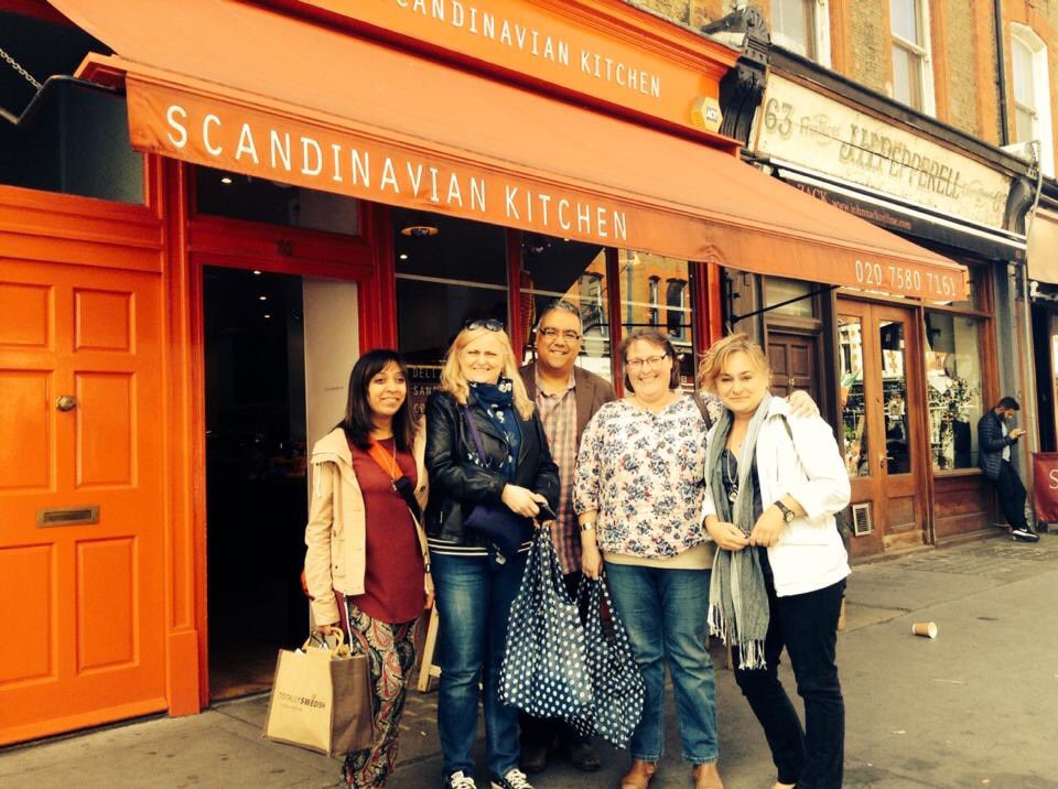 sh_ewa's tweet photo. Flashback from 2014 #ScandiGang @JeSuisEnFlicka @djdebster @llanber68 @Jillyfern @r_m_fernandez outside THE #ScandinavianKitchen @Scanditwitchen 🇳🇴 🇸🇪 🇩🇰 🇫🇮 🇮🇸 https://t.co/2D1sKFiAys
