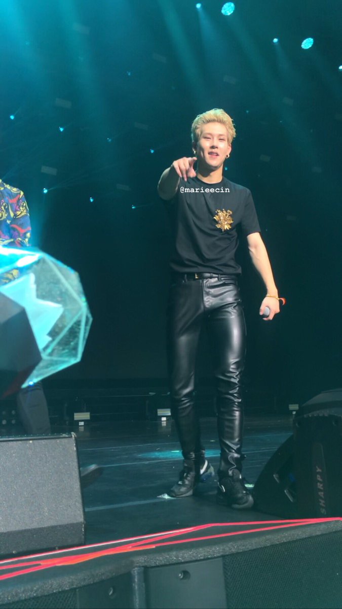 tinyarmybebe's tweet photo. Take me back please...
@OfficialMonstaX i miss you so much
#monstaxindallas #monstaxinhouston https://t.co/kE7ex3tWrg