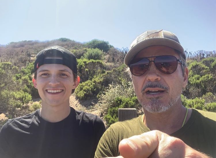 rvffklus's tweet photo. @TomHolland1996 @RobertDowneyJr 

I love you 3000.✨ https://t.co/U6dprrhBHd