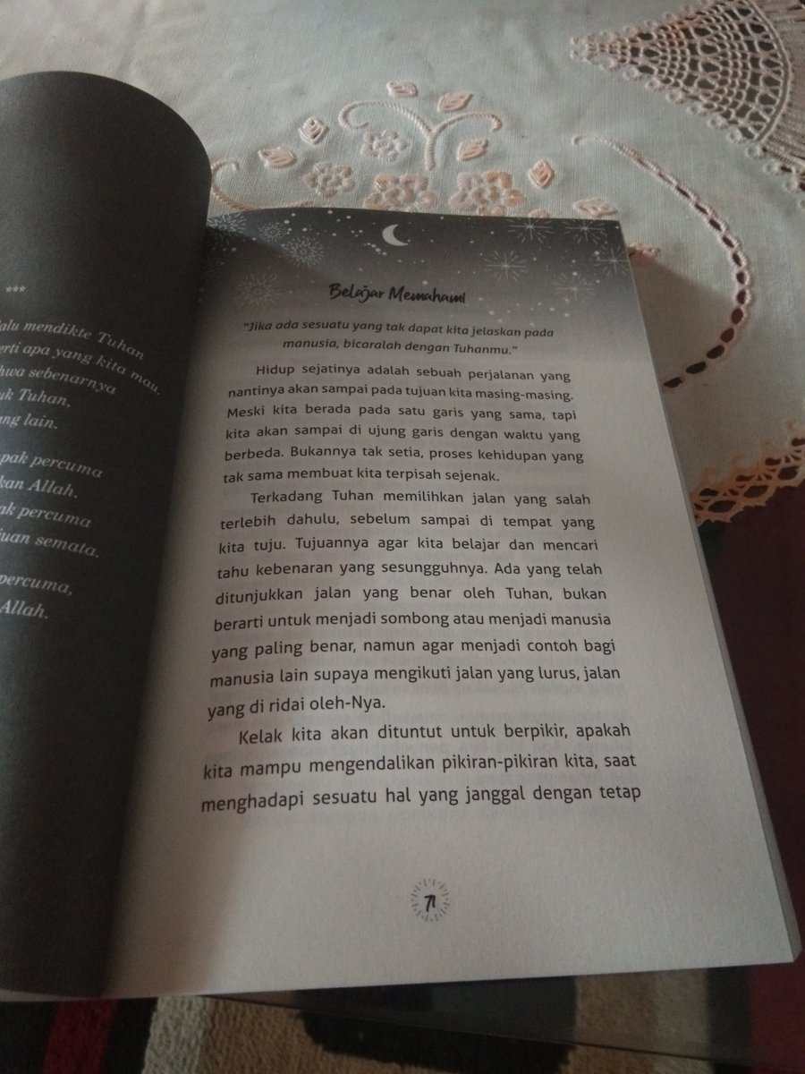 qultummedia's tweet photo. Ikhlaskan saja ketika luka menghampirimu. Meski sebenarnya kau tak rela, yakinlah ada 'makna' yang tersirat dan kau tak menyadarinya. #InnallahaMaana

@tausiyahku https://t.co/GeoDEs5tjr