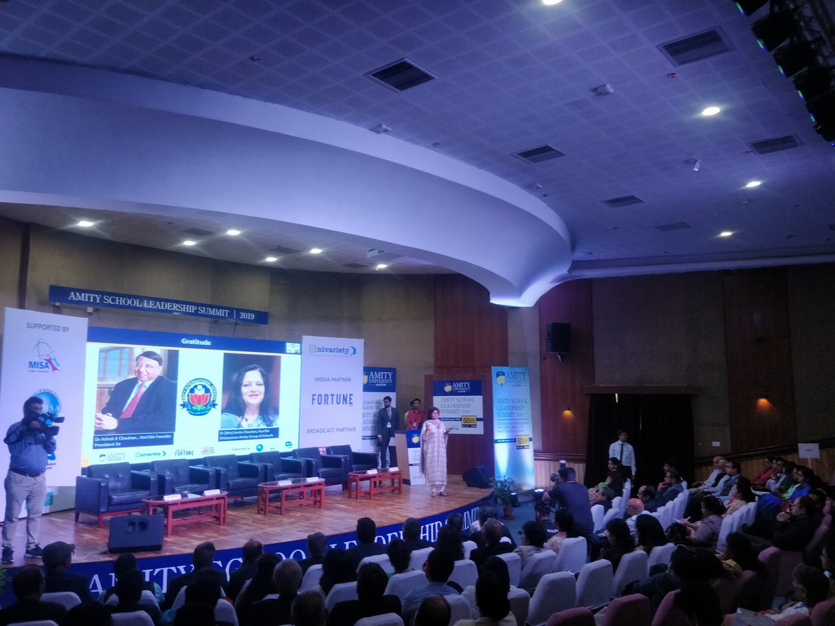 Future50Schools's tweet photo. Ms. Ameeta Mohan delivered a thoughtful session on Positive Organizational Behavior at the Amity School Leadership summit 2019. 

#ASLS2019 #FFS2019 #IAmFuture50 #AmitySchoolLeadershipSummit #Future50LeadersShapingSuccess #Future50Leaders #Leaders #LeadershipSummit https://t.co/XZxpi2Loae