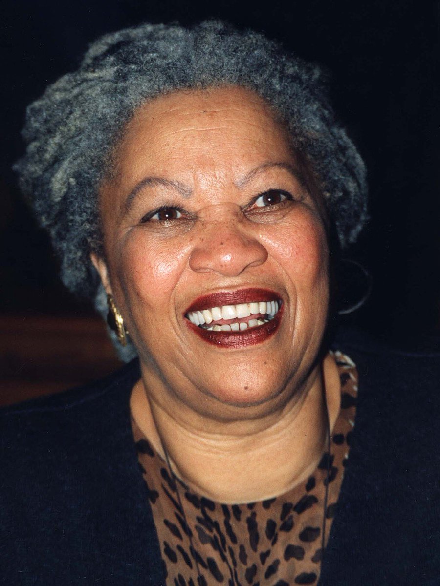 In honour of the late, great ✨ Toni Morrison✨ we’re handing the book 📚 choice for September/October over to you! Click the link 🔗 below and vote for your favourite book 📖 by one of the greatest authors of our time. #RestInPower bit.ly/2HA3SVh