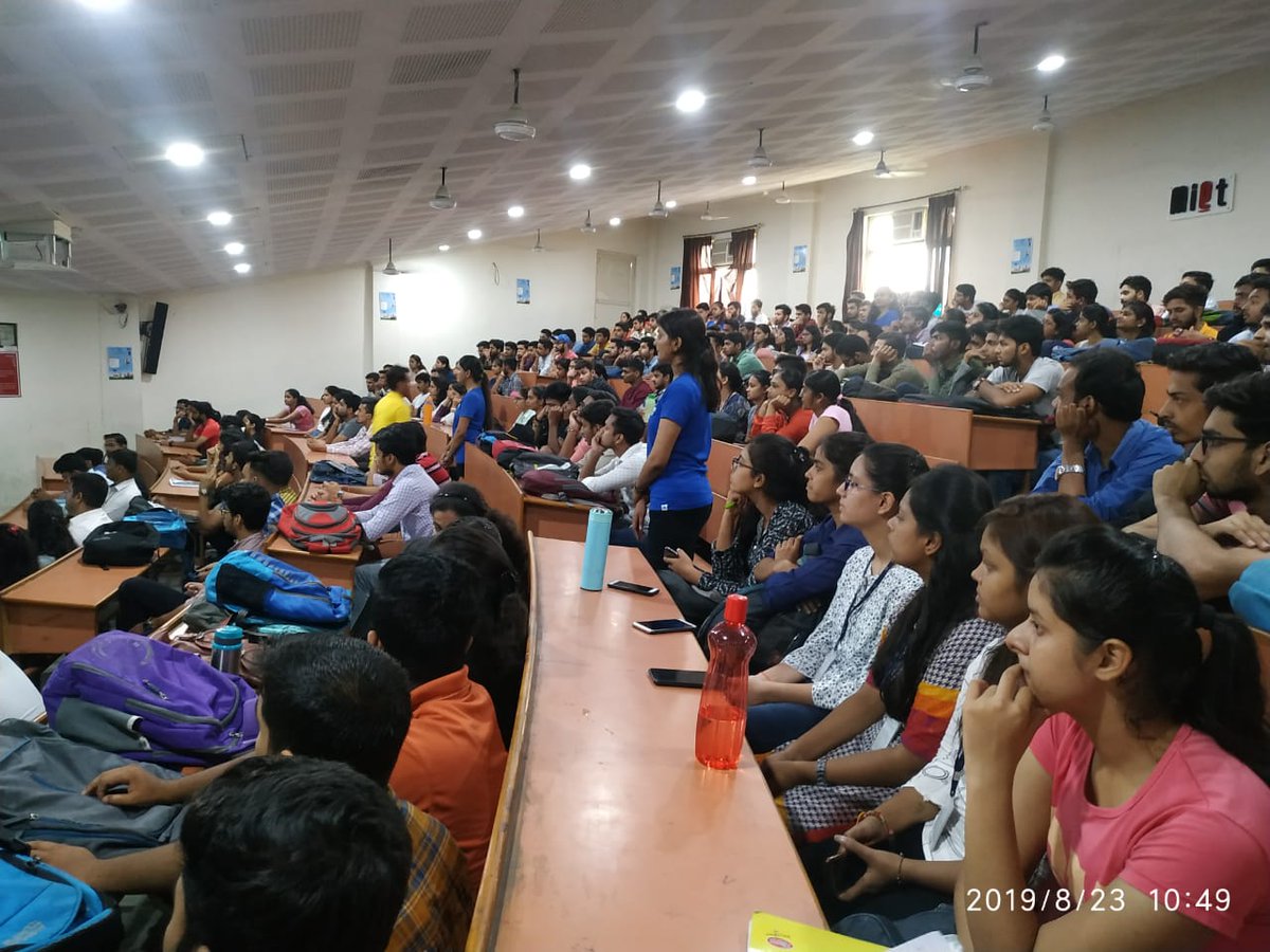 riyasingh2399's tweet photo. Salesforce #Learn4All by
@Vinayforce sir 

Huge crowd of @sfdcMIET sitting over there looks so energetic and
 the session is going very interective.
@amandabauman @kavindrapatel
@mittuvikas @SfdcKiran @karunatayal03 @Bhanz19 @shivanathd @gauravkheterpal @Akash_SFDC @cloudyamit https://t.co/Izb31QP55Y
