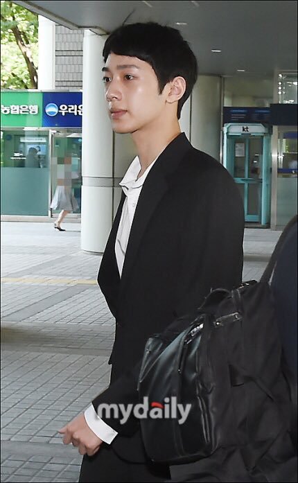 ` แม่น้องอูจิน ● ㅅ ● ↺ tweet media