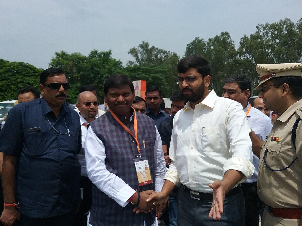 DC_Ranchi's tweet photo. All the dignitaries have arrived on the venue. #CGD services in #RANCHI #JHARKHAND will be inaugurated soon.
@dpradhanbjp
@MundaArjun
@dasraghubar
@cmojhr
@sanjaysethBJP
@bjpcpsingh
@gailindia
#LowCarbonFootPrint #PNGsupply #CNGsystem https://t.co/FYjKScKkoD