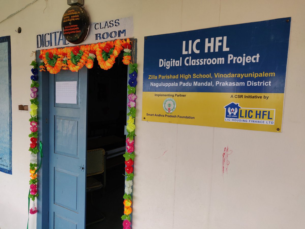 33 Digital classrooms installed with CSR funding from <a href="/LIC_HFL/">LIC Housing Finance Limited</a> as part of <a href="/BadiParivartana/">Badi Parivartana</a> are being inaugurated today by Sri Adimulapu Suresh garu on the occassion of Birth Anniversary of Tanguturi Prakasam Pantulu garu at his native village- Vinodarayunipalem @prakasamgoap