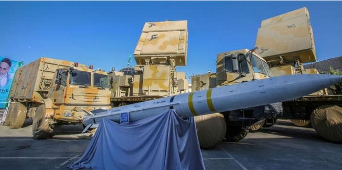 Waqtnewstv's tweet image. ایران نے میزائل حملے سے تحفظ کے لیے نیا میزائل سسٹم تیار کرلیا
Read News &amp;gt; waqtnews.tv/23-Aug-2019/11…
#Iran #MissileAttack #MissileSystem @ReutersIran