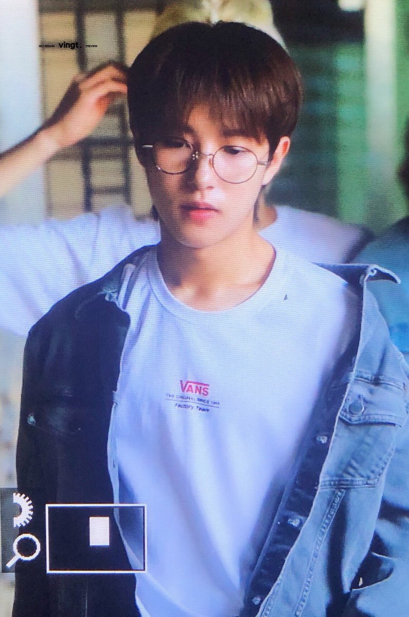 vingt_rj's tweet photo. 190823 울 오빠 오늘두 케베스에서 런웨이 한 번 기깔나게 하고 가셨습니다 💪✨💓

#nctdream #renjun #런쥔 #黃仁俊 #황인준 https://t.co/f4N1fK9D4N