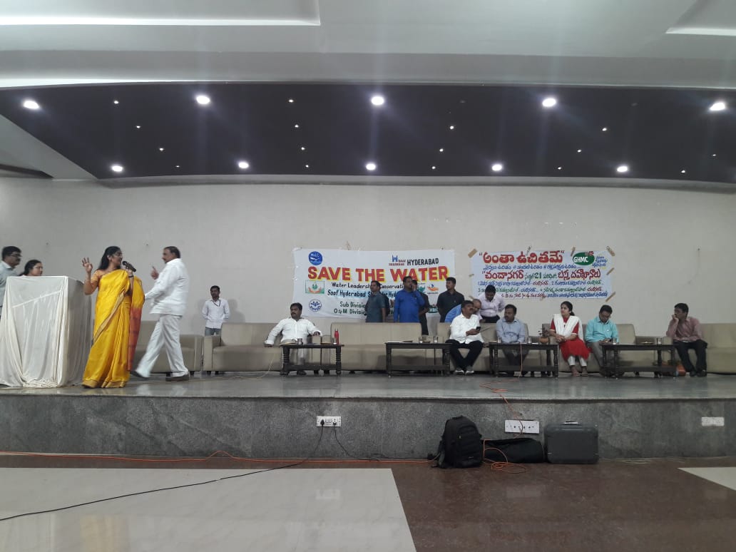 WaLCalliance's tweet photo. @MDHMWSSB addressing 2000 self help women, Slum level federation group heads in Vishwanath gardens, Serilingampally. He highlights various ongoing #WaLCalliance activities promoting judicious water usage and role of volunteers &amp; women in various awareness drives
@JalShaktiAbhyan. https://t.co/6ecz631St9