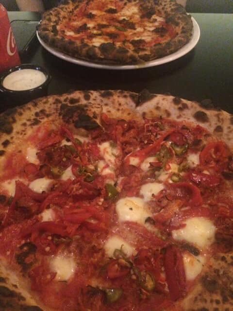 _salvagem's tweet photo. One of the best #pizza in #Dublin @pipizzas Mind you, coming all the way from #cork to find @gubbeen & @ToonsBridge on my pie, I’m not surprised. #pipizza #lifeofpi https://t.co/tF6o84Nmmr