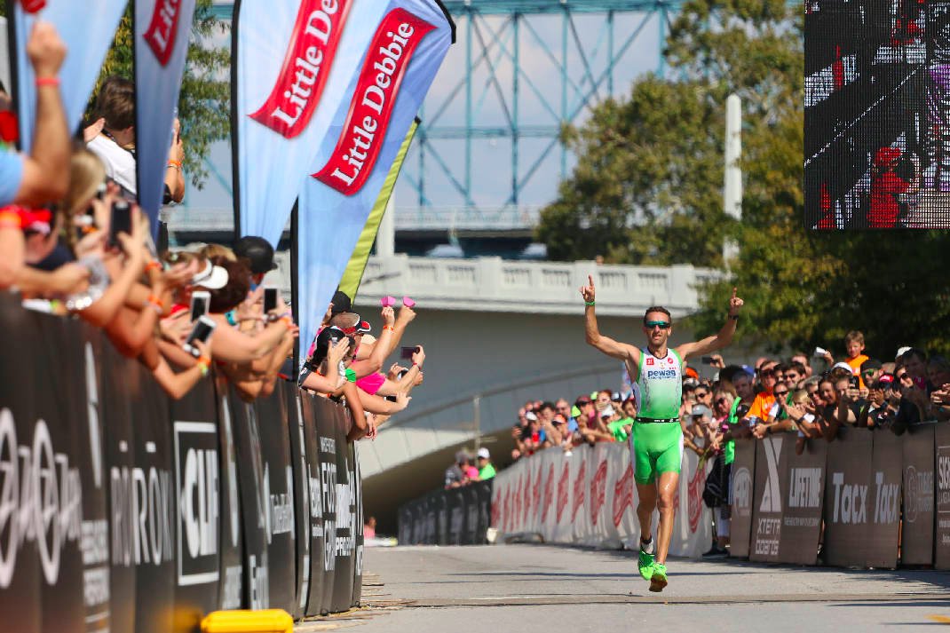 BinkMarino's tweet image. Chattanooga (Tennessee USA 2016) Ironman nr. 15 was a memorable day to say the least,  Boiling hot conditions, a lot of things going wrong on the course but hey I got lucky for the 15th time, so all is forgiven and forgotten, haha
#BinksBase​ @IRONMANChattanooga