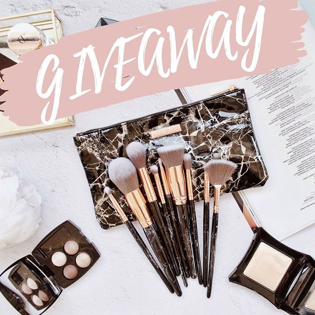 It's #FreebieFriday again! This time we're giving you and your bestie a chance to both win our Black Marble Luxe Makeup Brush Set! To be in with a chance, simply like and share this post &amp; tag your bestie! 💋 ift.tt/2ZhSoM5