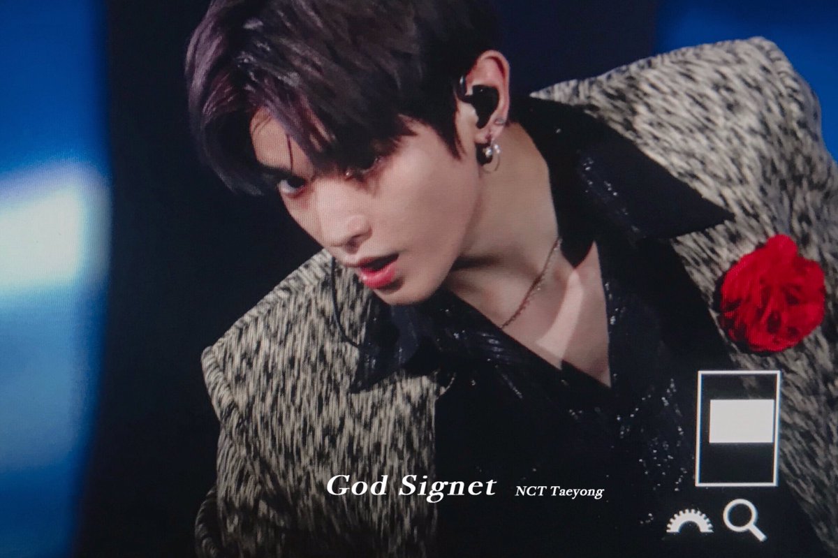 tae_tae_pic's tweet photo. PREVIEW | 230806 | Taeyong 💕
#nct2ndwin 

Cr.: @/GodSignet_TY

#NCT127_1st_World_Tour 
#SpeakYourselfTour
#nct127 #nct #taeyong #TY #태용 #뷔 #태형 #taehyung #방탄소년단 
#BTS #kimtaehyung @NCTsmtown_127 @BTS_twt https://t.co/mcvuQofqEO