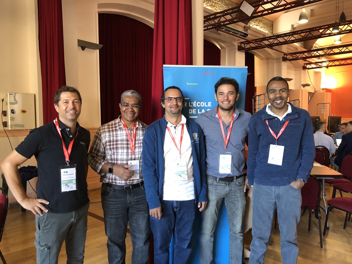 DANE_971's tweet photo. Une belle rencontre avec la @DaneMartinique et la DSI de la @acmartinique lors de la #JANET2019, dans le cadre de #Ludovia16. Des échanges et une fructueuse #collaboration en perspective ✌🏾> #FormaLink #NE971 https://t.co/M78GZ7IaN5