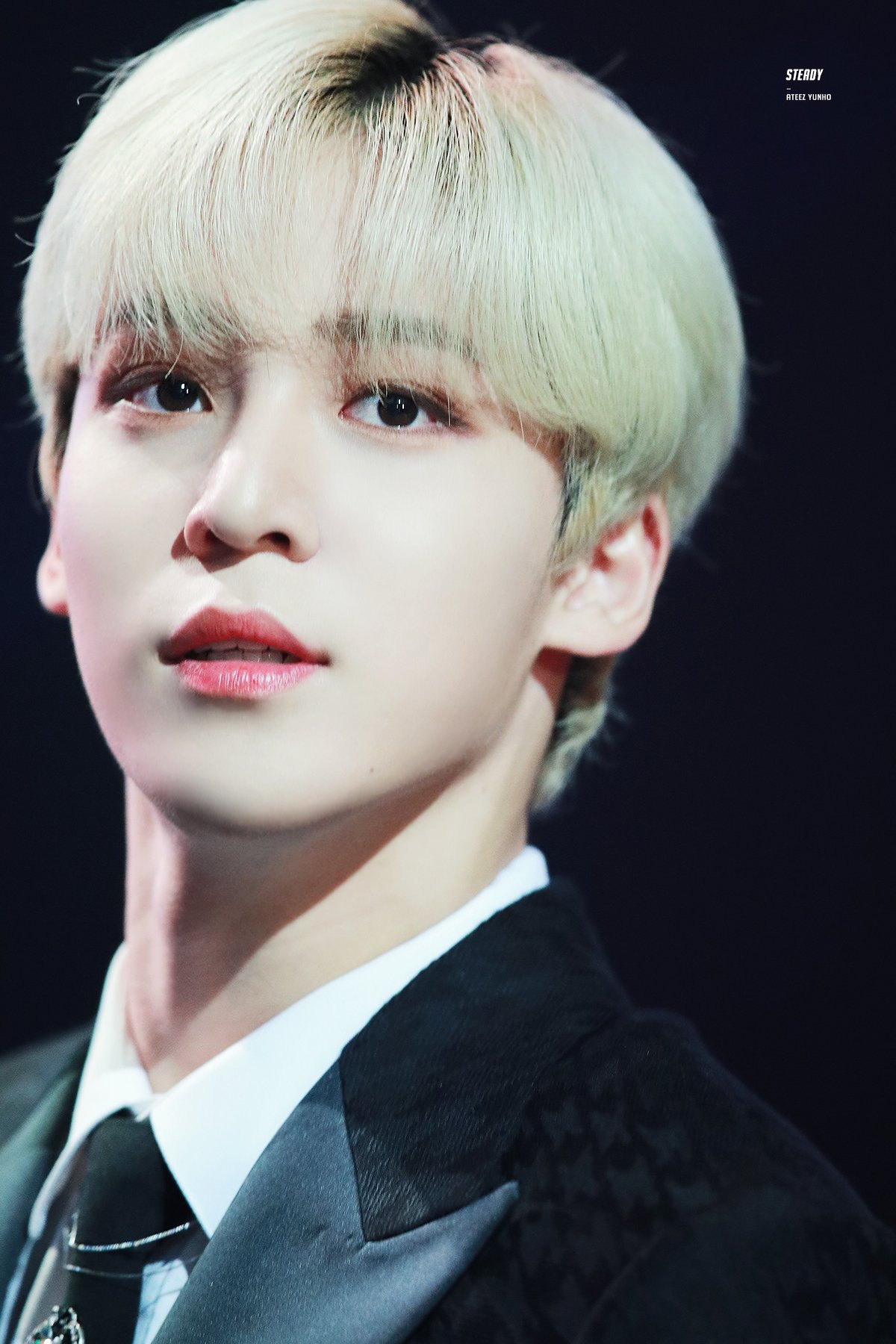 STEADY on Twitter: "190822 #ATEEZ #에이티즈 #정윤호 #윤호 #YUNHO https://t.co/cRrEKA2vVg" / Twitter