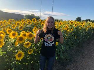 HPSEagles's tweet photo. On Thursday, the high school marching band took time out from their practices to help Kid's Food Basket pick fresh vegetables from their garden.  The harvest promotes food equity and break down barriers of poverty and hunger.  #FireUpGoEagles  #KidsFoodBasket https://t.co/o5MuJYRQhS
