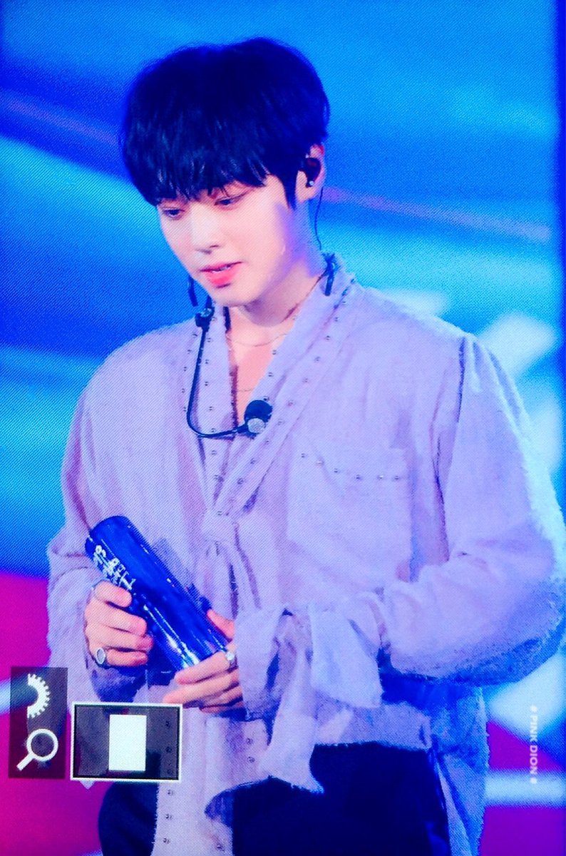 190823 소리바다 어워즈 #박지훈 
🎉👏🏻👍🏻