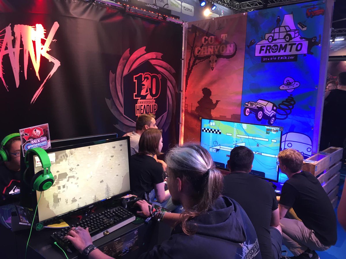 HeadupGames's tweet photo. Guys, it's the fourth day of awesome #gamescom2019 today! Need some #FridayMotivation? Come visit us in hall 10.2 at the @IndieArenaBooth and play #Outbuddies, #SilverChains, #VambraceColdSoul, #ColtCanyon and #Fromto. That should do! 🤘🏻 https://t.co/QC5OQOisUT