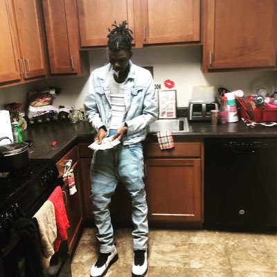 holy_gamma's tweet photo. #NewProfilePic https://t.co/avtjdl2LJa