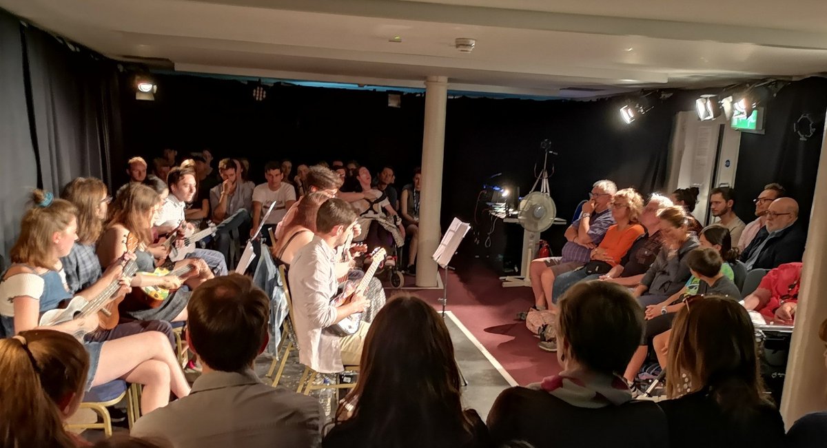 dgilmour's tweet photo. St Andrew's uni's student ukelele band playing to well deserved full house at #edfringe2019. @UkelearFusion https://t.co/QWDpsPGMhE