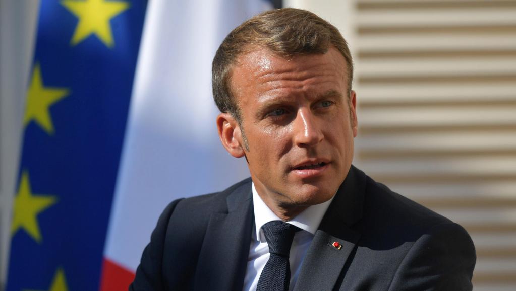 RFI_Br's tweet photo. Macron acusa Bolsonaro de mentir sobre clima e França se opõe a acordo com Mercosul https://t.co/7yOBPzEMu1 https://t.co/7fQiLOvYM4