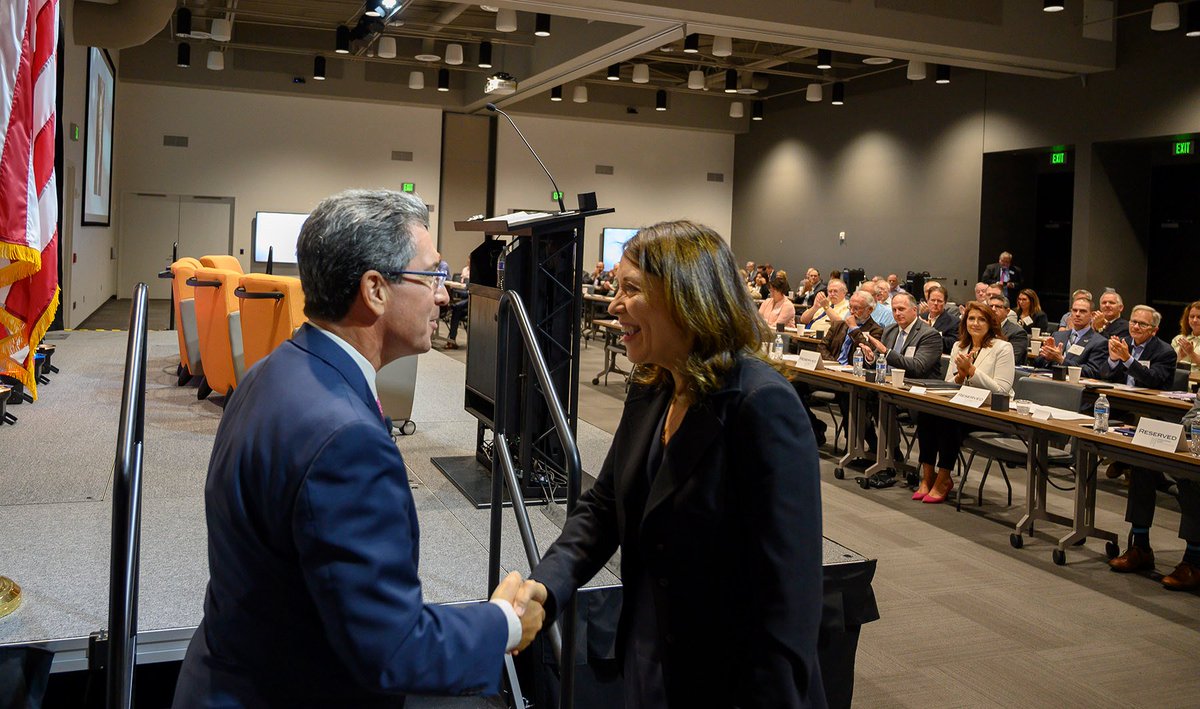TVWnews's tweet photo. Did you miss @awbolympia's Federal Affairs Summit at @PNNLab? Watch opening remarks from @KrisJohnson_IOM, Dr. Steven Ashby, @RepNewhouse and @SenatorCantwell online here: https://t.co/2WV3o6gwp7 (Photos: Brian Mittge/AWB) 
#waleg #tvwnews #awbfedtalk #connectwithcongress https://t.co/HXGdqQiwXY