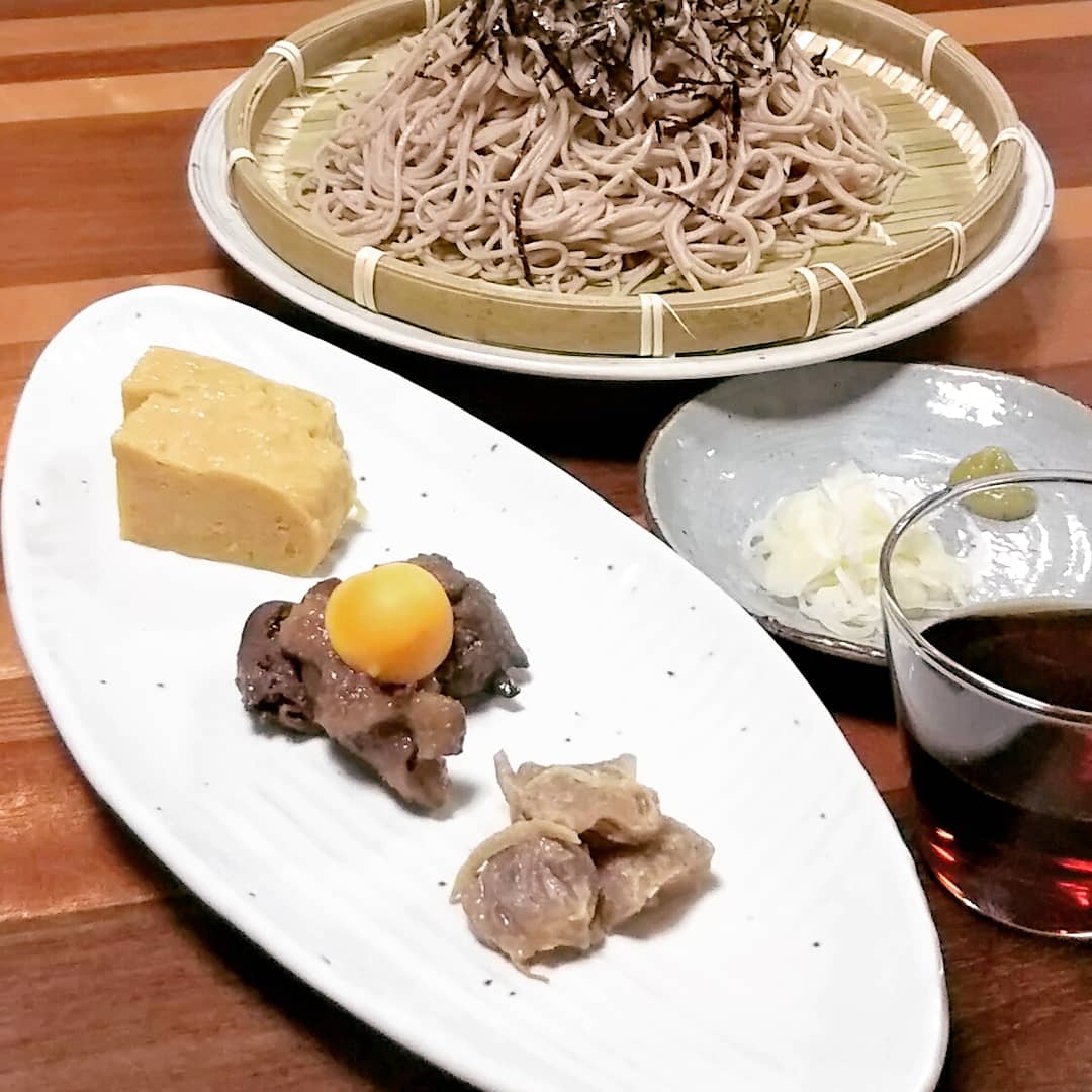 Norinoririx 今夜はおうちで蕎麦屋で一杯ごっこした すずかけの玉子焼き お惣菜あったから本格的なお店に来た気分 どれも美味しいけど特にお気に入りは玉子焼き 甘くてふわジュワ旨味もたっぷり すずかけ 玉子焼き 専門店の味 砂肝 鶏レバー Norinoririx 今夜はおうちで蕎麦屋で一杯ごっこした すずかけの玉子焼き お惣菜あったから本格的なお店に来た気分 どれも美味しいけど特にお気に入りは玉子焼き 甘くてふわジュワ旨味もたっぷり すずかけ 玉子焼き 専門店の味 砂肝 鶏レバー