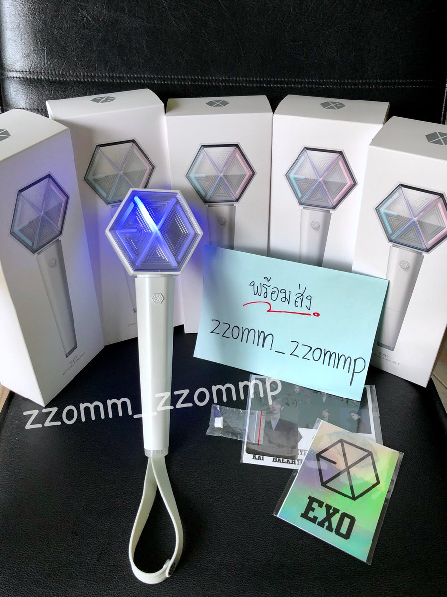 zzomm_zzommp's tweet photo. 🔰(พร้อมส่ง) #แท่งไฟEXO ver.3
ได้ Photo card ทุกแท่ง / มีให้เลือก 2 แบบ

💙 การ์ดสุ่ม แท่งละ 1490฿
💛 เลือกการ์ด แท่งละ 1590฿
📮 ค่าส่ง 80/100/ ต่อไป+20

สนใจ Dm มาได้เลยนะคะ
#ตลาดนัดEXO #เอลี่บง #ตลาดนัดเอ็กโซ
#ตลาดนัดอซ #ตลาดนัดEXOL #แท่งไฟอซ #EXO #EXplOrationinBKK #EXplOration https://t.co/Jcrsp7GMD6